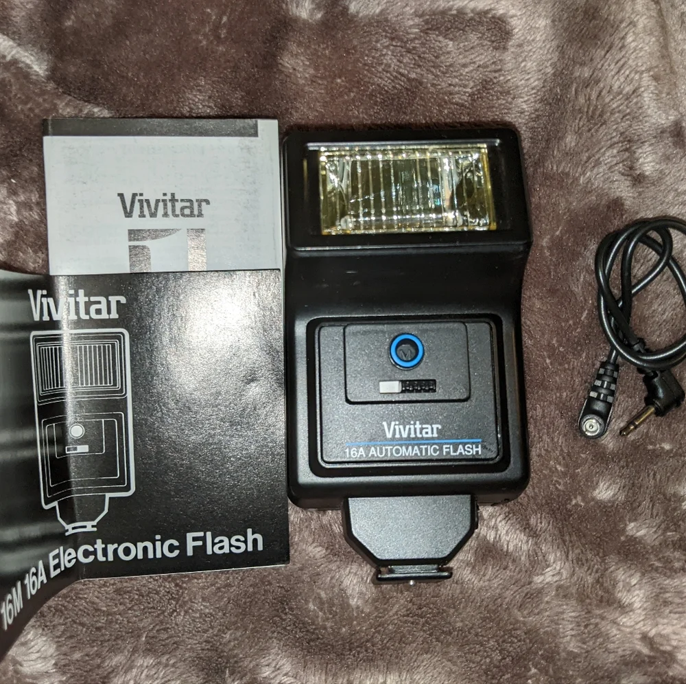Vivitar 16A automatic flash